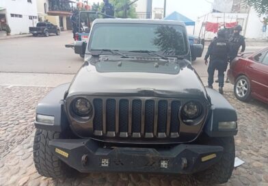 Recuperan en Culiacán camioneta robada en Estados Unidos