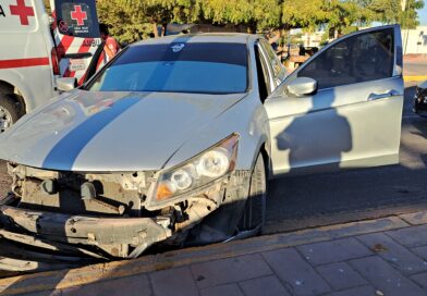 Choque en el bulevar Labastida Ochoa deja dos personas heridas