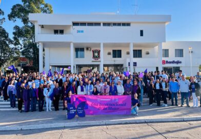 Conmemoran el Día Internacional de la Mujer con marcha y exposición de arte en Salvador Alvarado