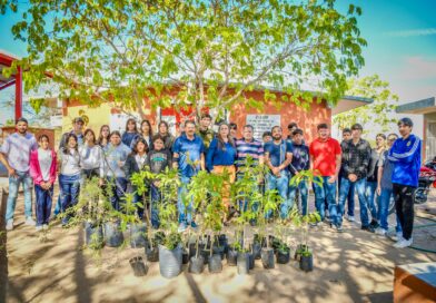 Reforestan La Ciénega de Casal con apoyo de estudiantes y autoridades en Salvador Alvarado