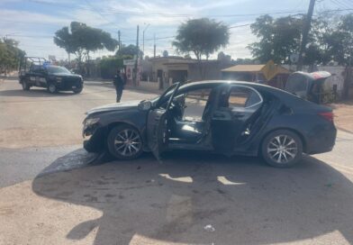 Localizan en La Reforma, Angostura, vehículo robado y abandonado