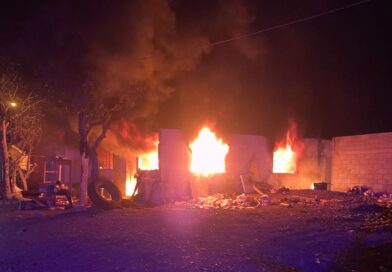 Vivienda queda en ruinas tras incendio en la colonia Cuauhtémoc; no hubo lesionados